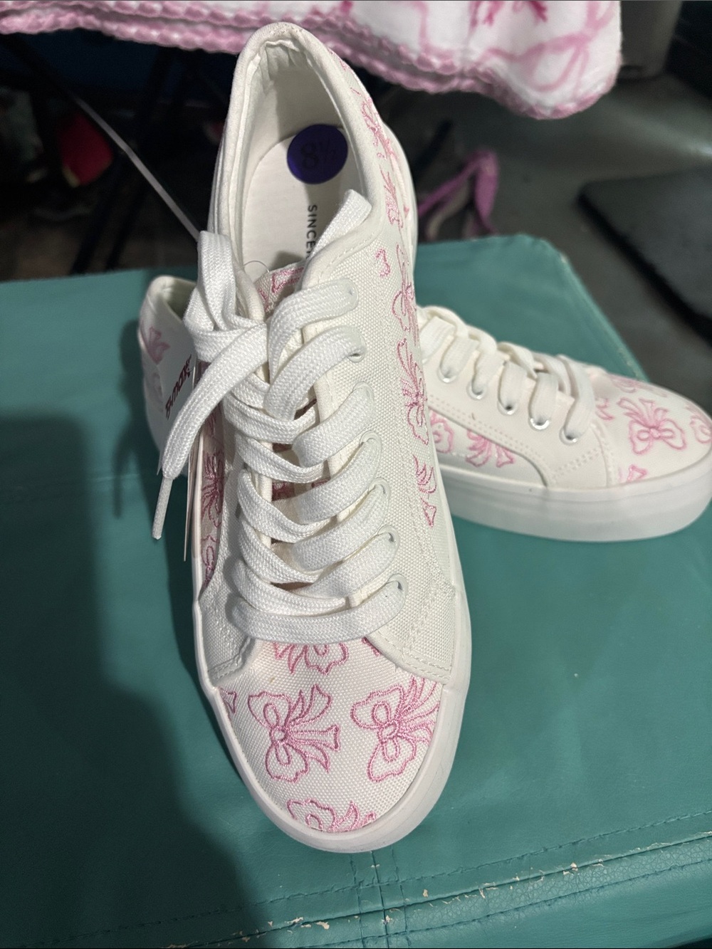 Sincerely Jules White Canvas Sneakers with Pink Floral Embroidery